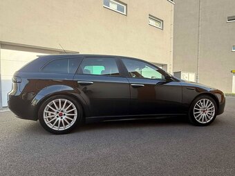 Alfa Romeo 159 ti - 12