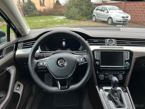 VW Passat 2.0Tdi 110kw Highline 2015 naj.254Tkm servis VW - 12