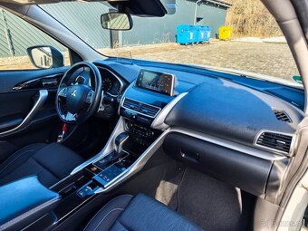 Mitsubishi Eclipse Cross 1.5 T-MIVEC Intense/Aut/Led/Pano/ - 12