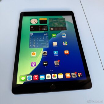 iPad 8 (2020) 32GB (12 měsíců záruka) - 12