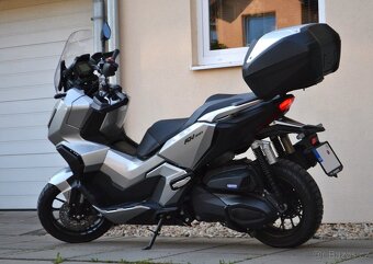 Prodám skútr Honda ADV-350, 134.900,-Kč - 12