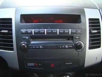 Mitsubishi Outlander 2.0i MIVEC - 12