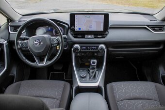 Toyota RAV4 2.5 e-CVT HEV odp.dph /AJ NA SPLÁTKY/ - 12