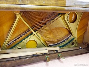 Niendorf pianino mod.114-Dovoz i na Štědrý den. - 12