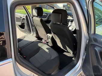 Volkswagen Passat B7 Variant - 12