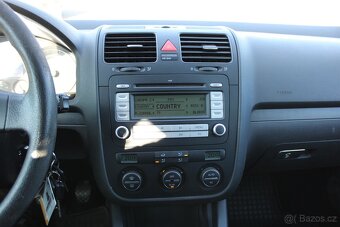 Volkswagen Golf 1,9TDi 77KW, STK 2/2027,DIG.KLIMA, r.v. 2008 - 12