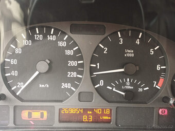 BMW 320 (e46) - 125kw benzín - 12