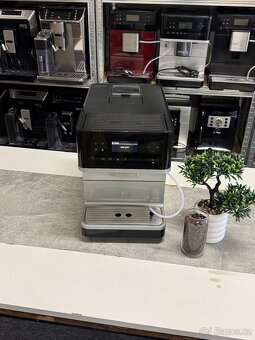 Kávovar Miele CM 6100 - 12