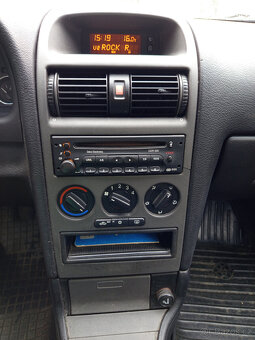 Opel Astra - 12