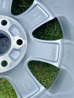 Alu Škoda Superb1/2 7jx16 ET45 5x112 - 12