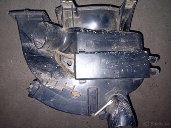 Audi 80, typ 81 -  světlomety  a ostatní - 12