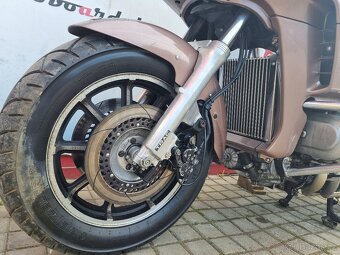 Honda GL 1200 GoldWing - 12