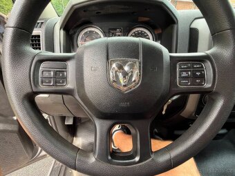 2020 RAM 1500 Classic Tradesman 6.4 - 12
