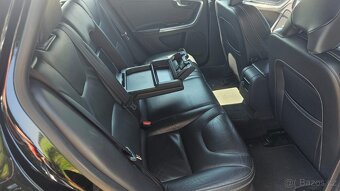 Volvo V60, 2.4 D6 158 kW HYBRID - 12