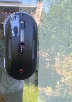Prodám Robotický čistič oken Hobot 388 - 12