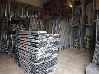 Lešení orig Layher blitz 73cca 100m2 - prodám - 12