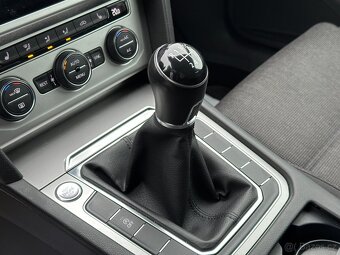 Volkswagen Passat 2019 - 12