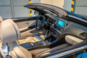 BMW 650i F12 convertible, 4.4 V8 300kw, Navigace, Softclose - 12