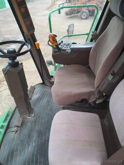 Sklízecí mlátička john deere - 12