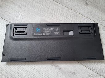 Mechanická klávesnice Logitech G915 TKL GL Tactile - 12
