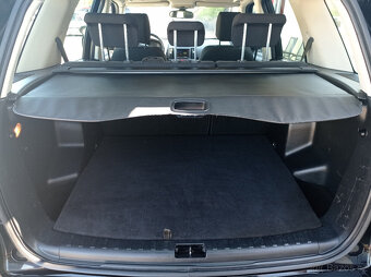 Land Rover Freelander 2.2 TD4 4x4/Manuál/1Maj - 12