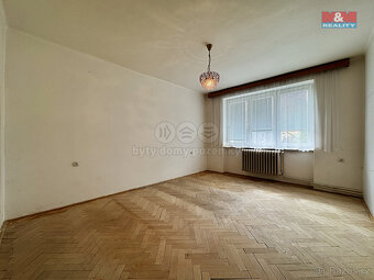 Prodej bytu 3+1 s garáží, 65 m², Žatec, ul. Bratří Čapků - 12