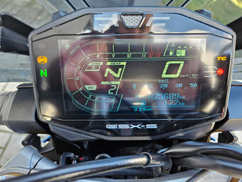 Suzuki GSX-S 1000 ABS - 12