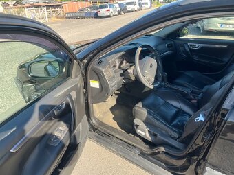 Volvo V70 2.4 D automat - STK 9/2026 - Klimatizace - 12