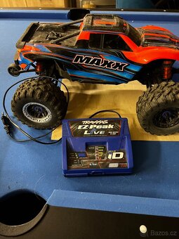 Traxxas Maxx - 12