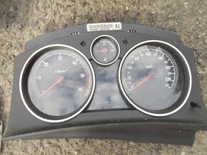 Díly Opel Astra H 1.9CDTI 74kw - 12