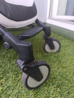 Kočárek Amber - 12