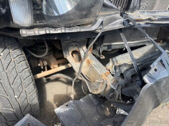 Prodám suzuki jimny 1,3 benz 4x4 rv 16 - 12