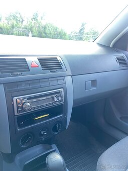 Škoda Fabia 1.4 MPI - 12