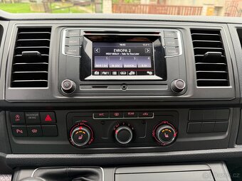 VOLKSWAGEN MULTIVAN T6 2,0 TSI / 110 kW / TOP STAV - 12