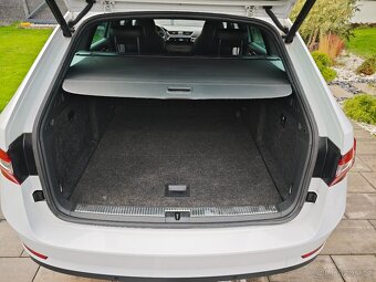 Škoda Superb 3, 2.0tdi 140kw DSG Sportline. - 12