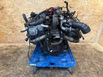 NASTROJENÝ MOTOR 2.5 TDI 110KW AFB - 12