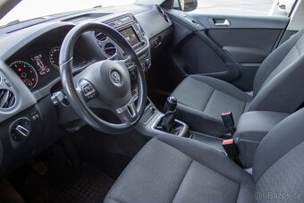 Volkswagen Tiguan 2.0 TDI SCR BMT 4MOTION Comfortline - 12