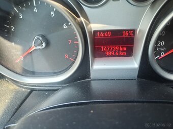 Ford Focus 1.6 - 16V 2011 - 12