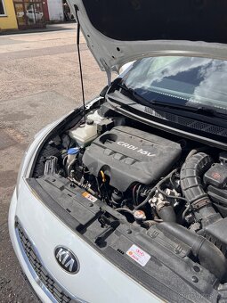 Kia Cee’d 1.6 CRDI - 12