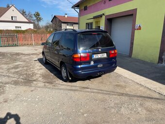 VW Sharan - 12