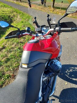 Moto Guzzi Stelvio 1200 - 12