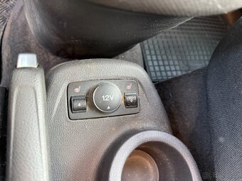 Ford Tourneo Connect - 12