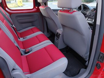 Volkswagen Caddy combi life 1.4 benzín 59kW - 12