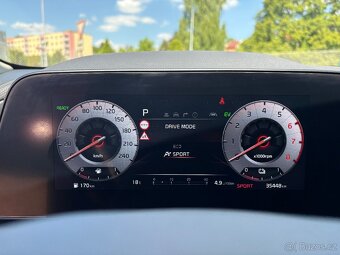 Kia Niro Hybrid 1.6 GDi HEV 1.majCZ Záruka Kia DPH - 12