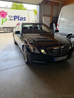 Mercedes w 212 E350d 2010 - 12