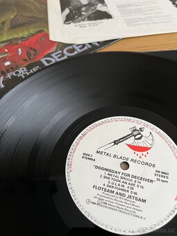 Flotsam And Jetsam – Doomsday For The Deceiver - 12