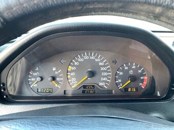 MERCEDES BENZ C 2,0 - 12