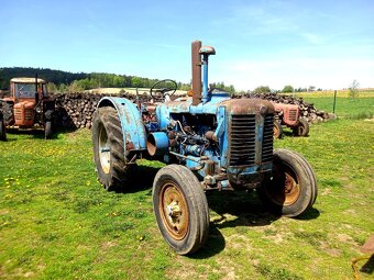 Zetor super 35, platné doklady, řemenice, veterán - 12
