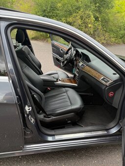 Mercedes E 250cdi Bluetec - 12