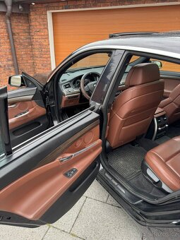 BMW 550i GT, V8 M-POWER, originál M - na splátky pro všechny - 12